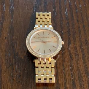 Like new rose gold Michael Kors watch🎊